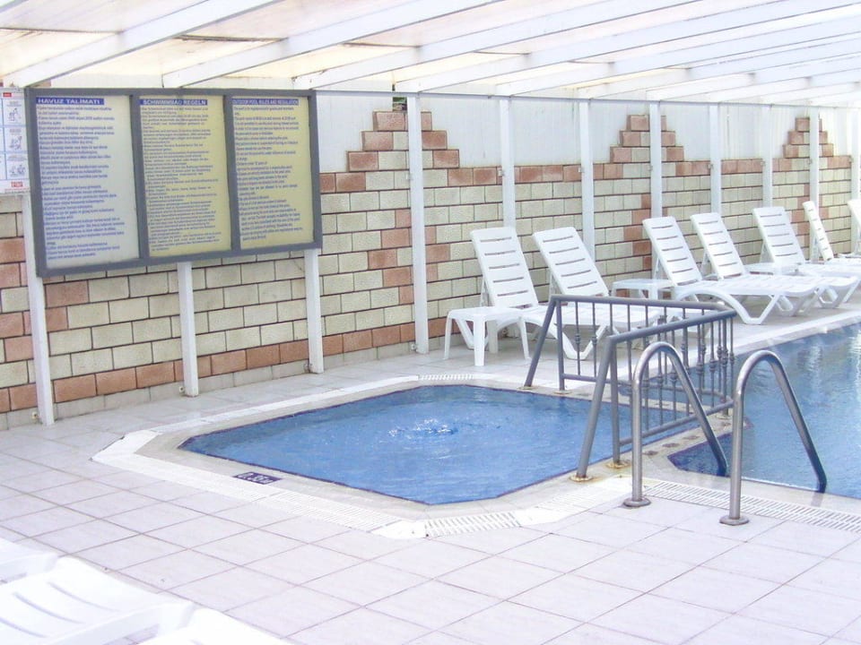 Whirpool Hotel Aslan City Kleopatra