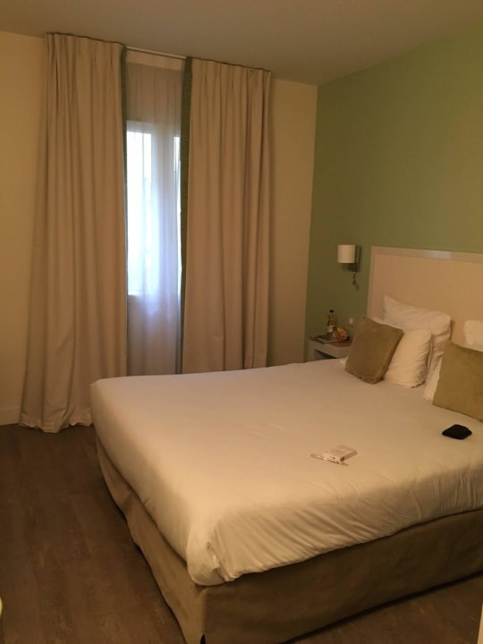 Doppelzimmer Erdgeschoss Hotel Kyriad Paris XVIII- Porte de Clignancourt - Montmartre