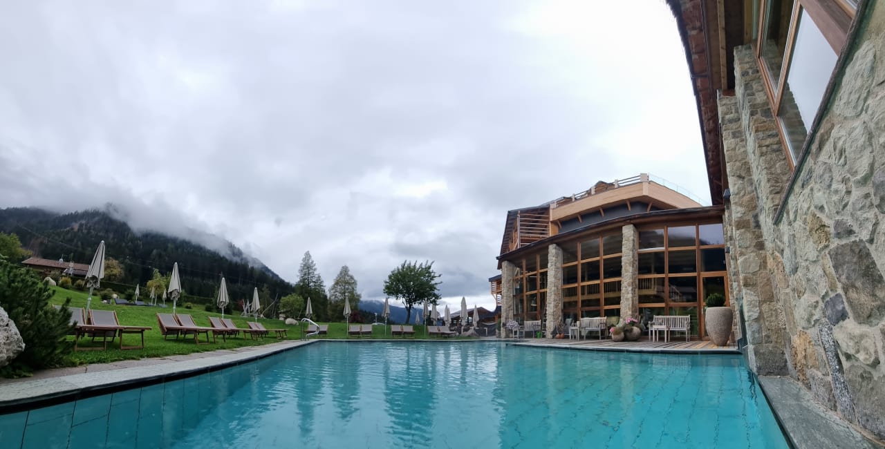 Pool Cyprianerhof Dolomit Resort
