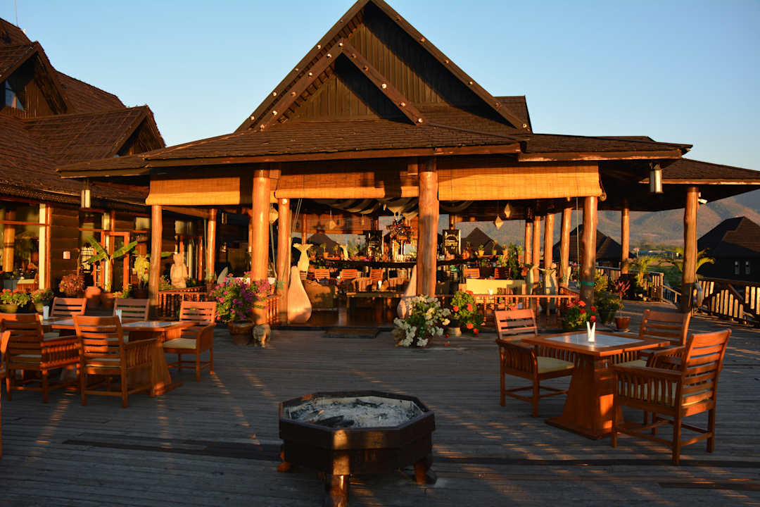 Bar neben dem Restaurant Myanmar Treasure Resort - Inle Lake
