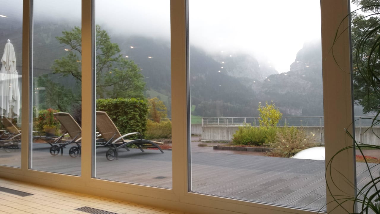 Hallenbadausblick Sunstar Hotel Grindelwald