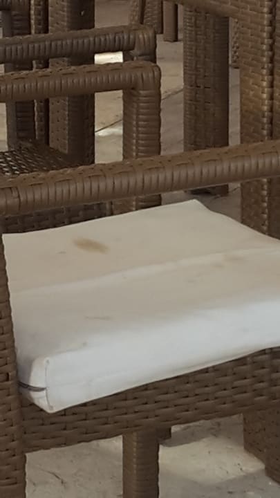 So sahen fast alle Sitzkissen aus Novotel Marsa Alam Beach Resort