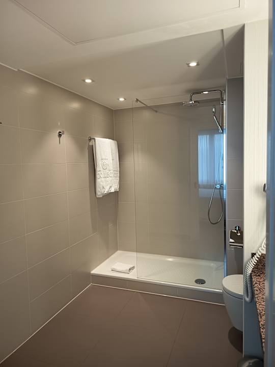 Zimmer NH Collection Hamburg City