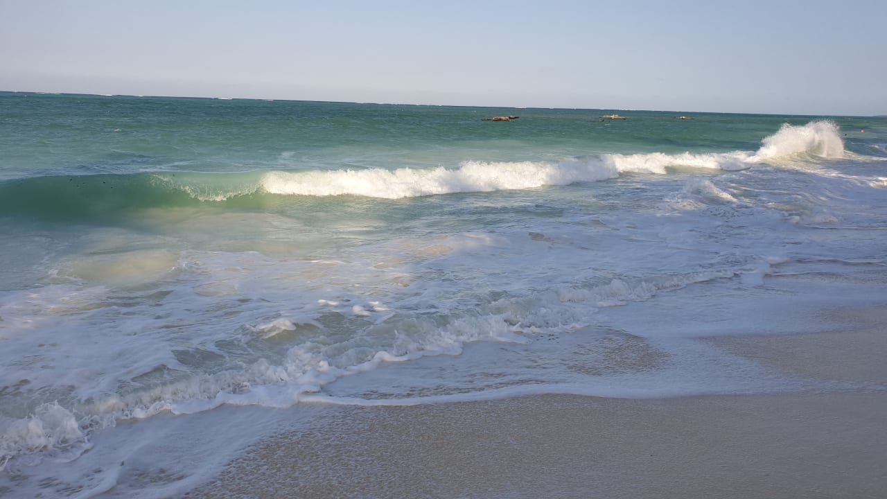 Strand Neptune Pwani Beach Resort & Spa