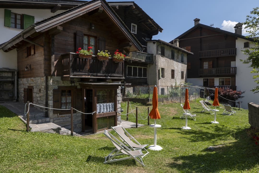 Außenansicht Incanto Walser Apartments Ronco