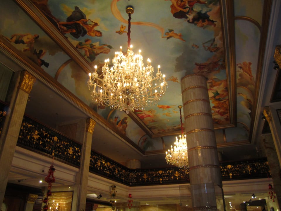 Lobby The Royal Plaza Hotel