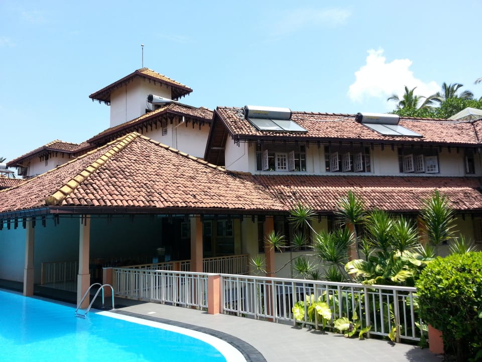 Pool und Ayurveda-Haus Aida Ayurveda Resort & Spa