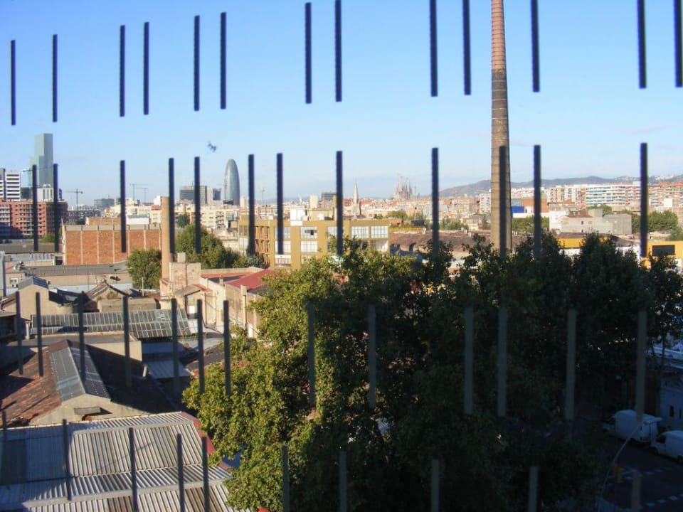 Blick aus dem Hotelzimmerfenster Hotel Barcelona Condal Mar Affiliated by Meliá