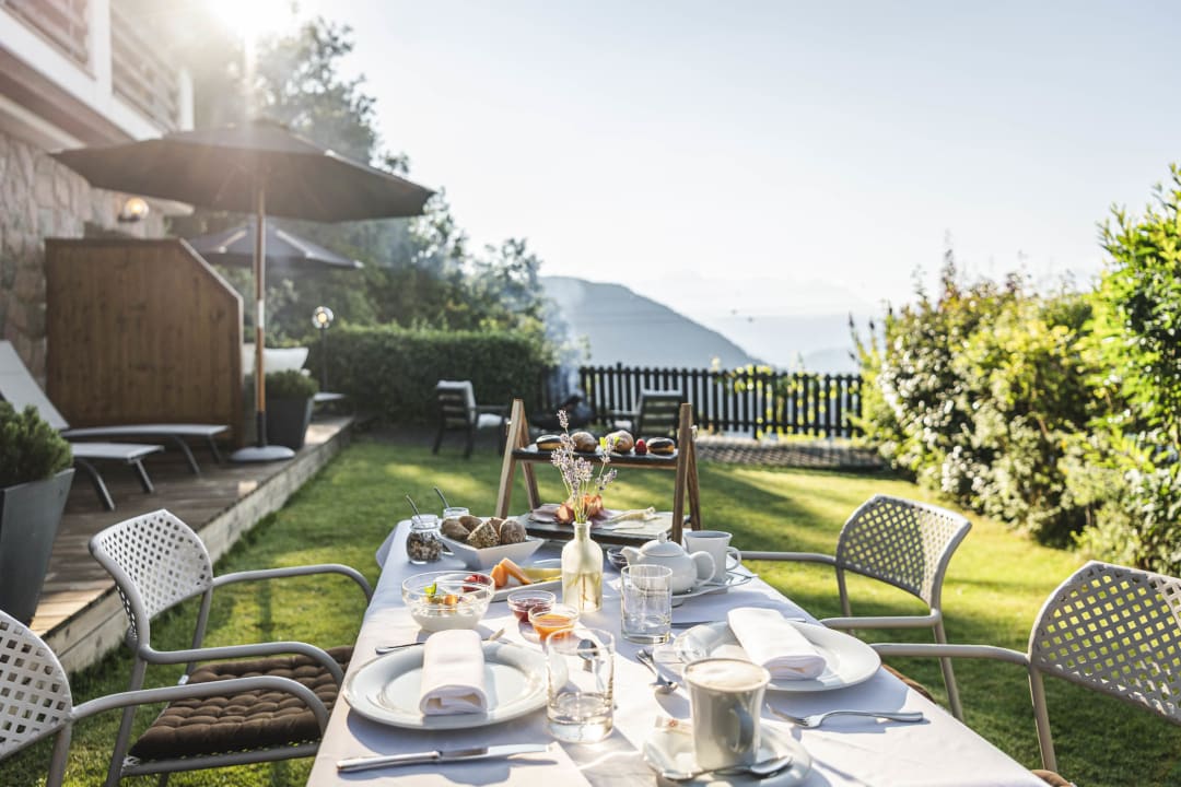 Gartenanlage Chalet Grumer Suites&Spa