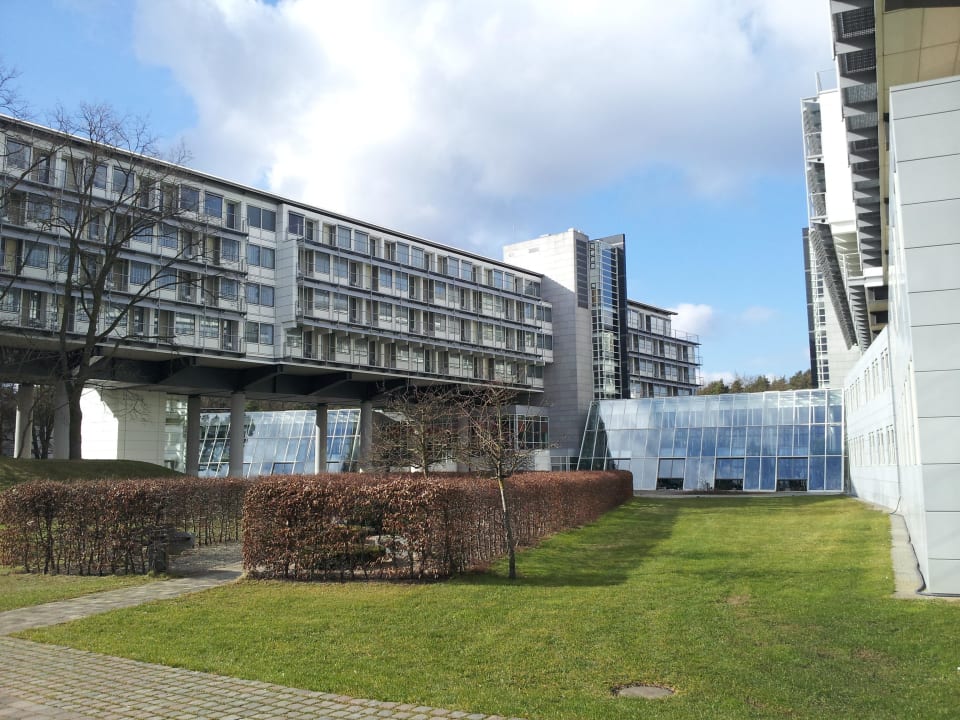 Außenansicht Kongresshotel Potsdam am Templiner See