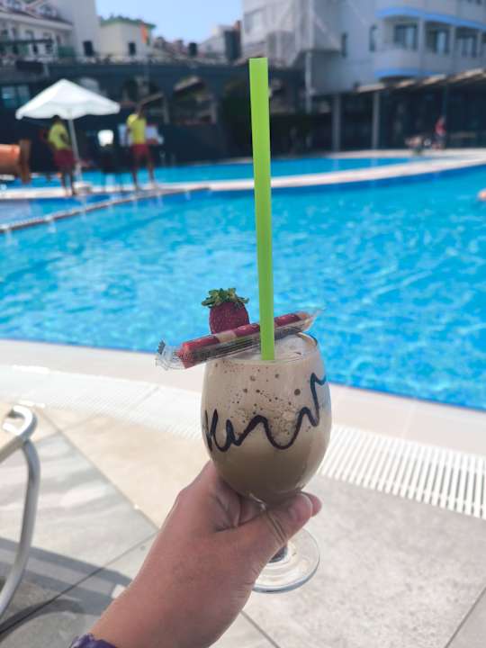 Pool Grand Seker Hotel