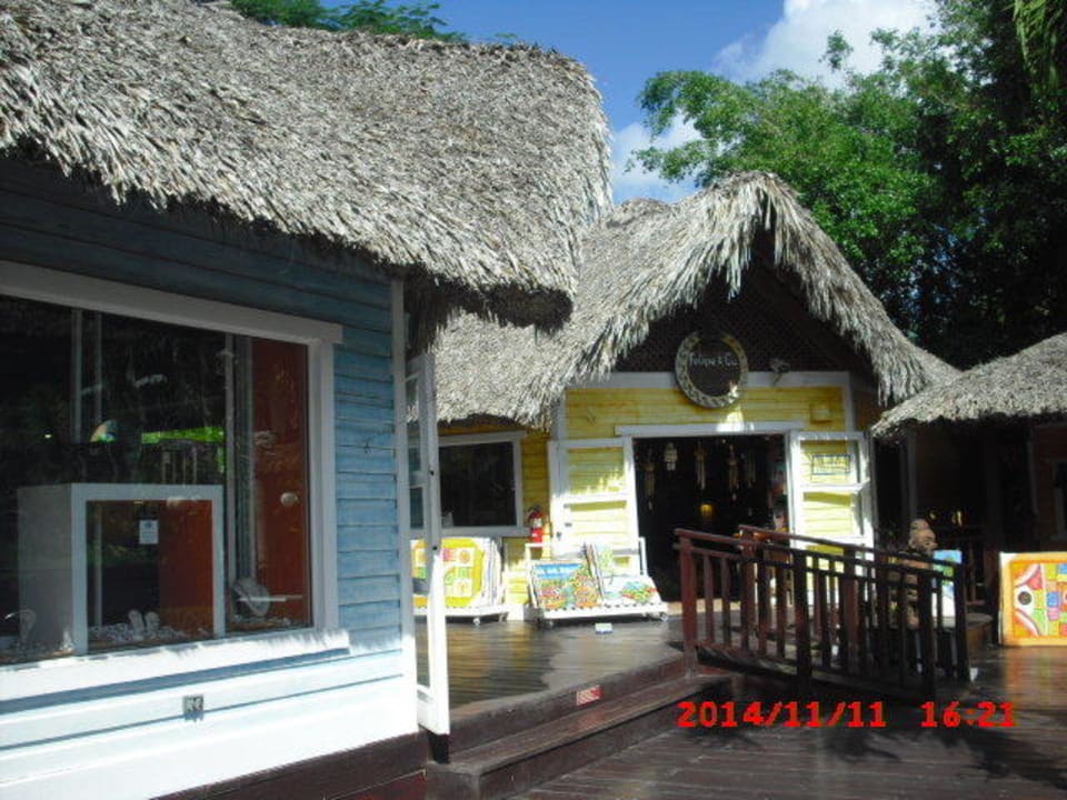 Shops Hotel Viva Dominicus Palace by Wyndham-All Inclusive Resort