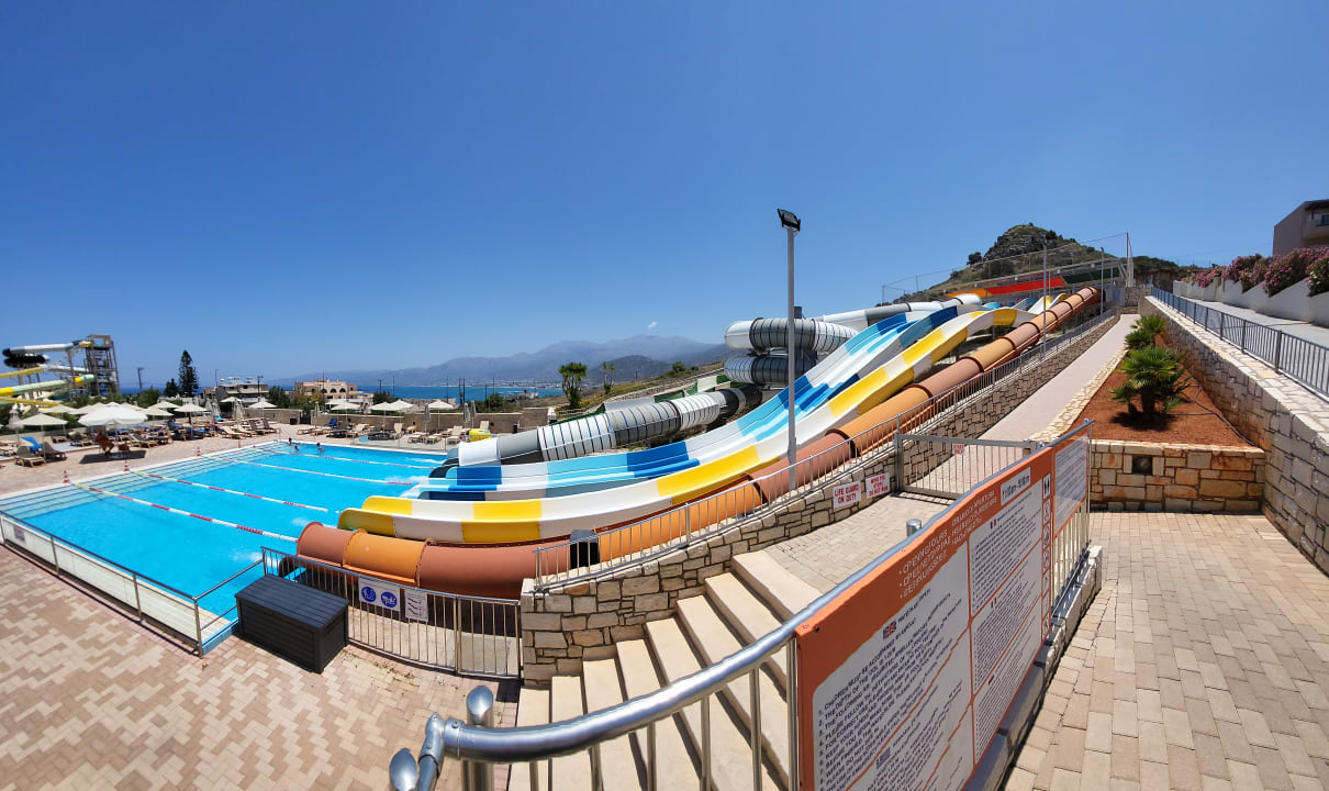 Pool Grand Hotel Holiday Resort