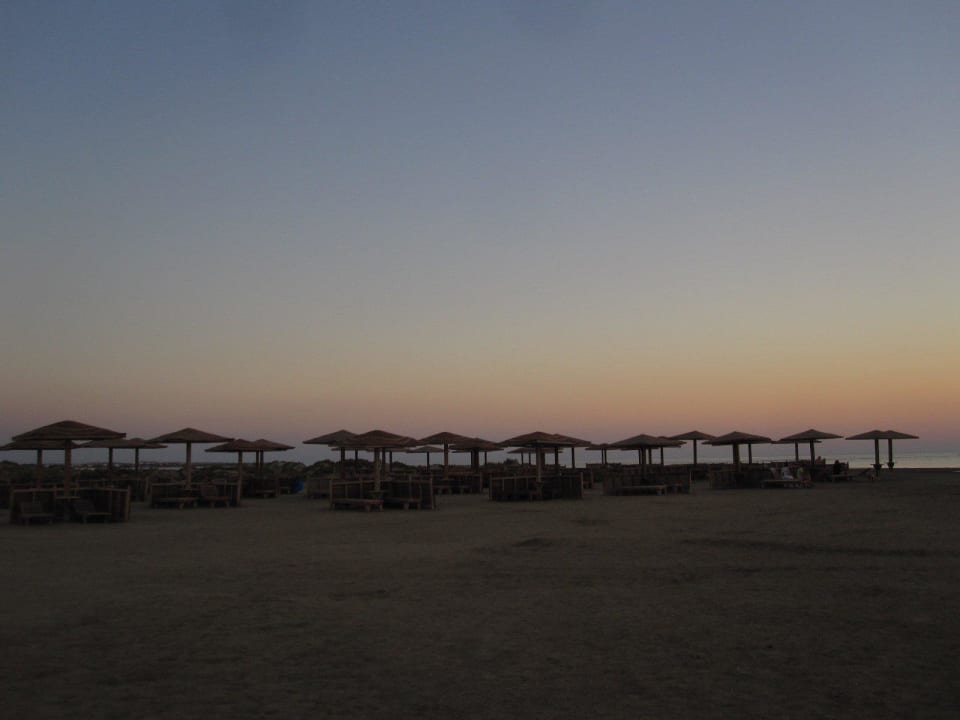 Vor Sonnenaufgang Lahami Bay Beach Resort