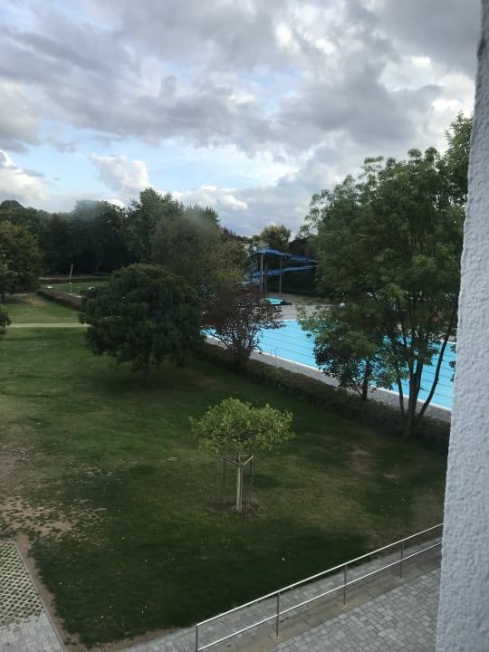 Ausblick Friendly Cityhotel Oktopus