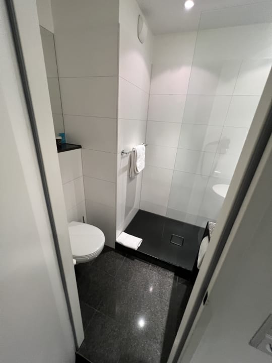 Zimmer Motel One Bonn-Beethoven