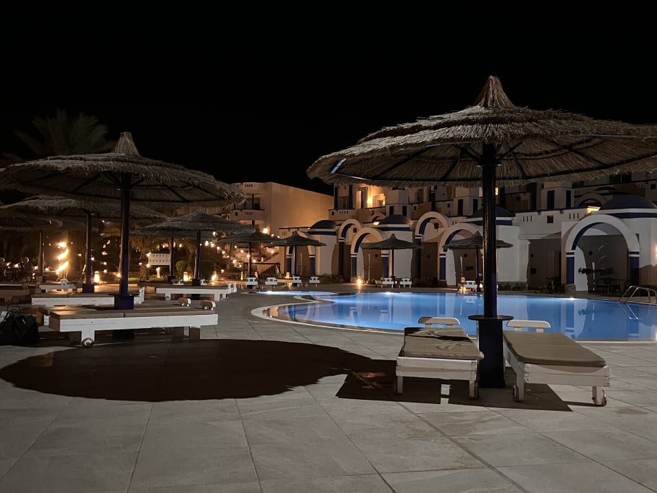 Pool Coral Sun Beach
