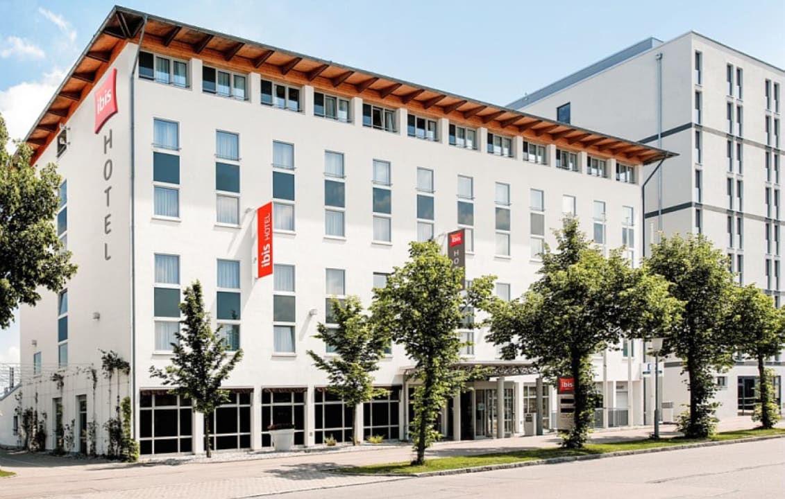 Außenansicht Hotel Ibis München Garching