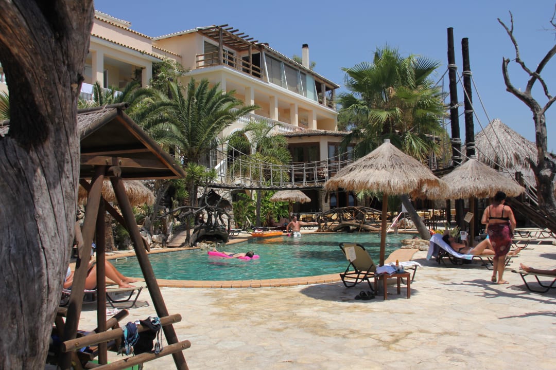 Basen Gloria Maris Hotel Suites and Villa