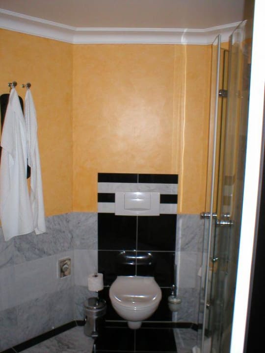 Badezimmer Hotel NEWBERLIN