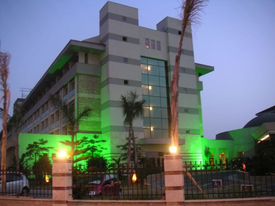 Haus 1 bei nacht Sunis Kumköy Beach Resort Hotel & Spa