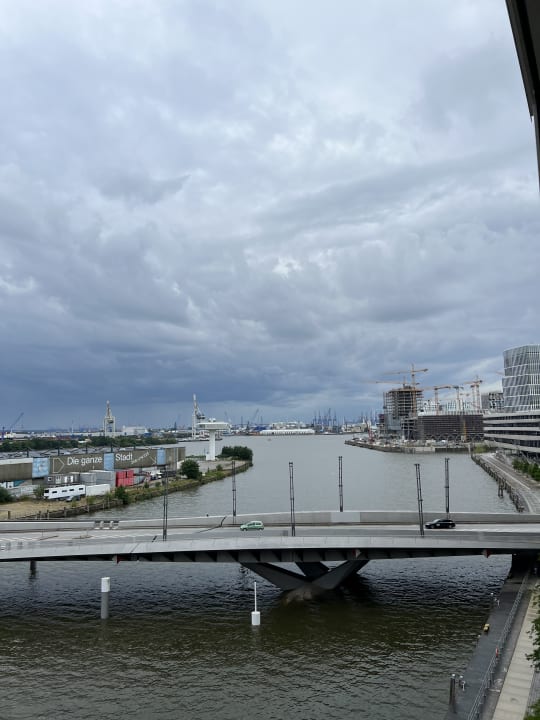 Ausblick JUFA Hotel Hamburg HafenCity