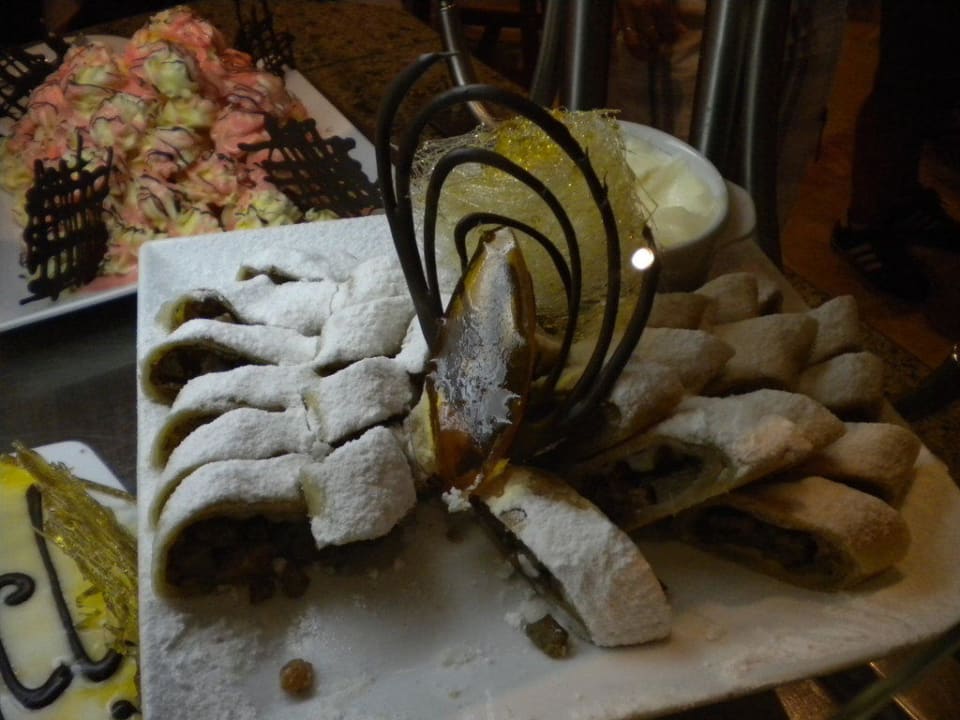 Lecker Imperial Shams Abu Soma