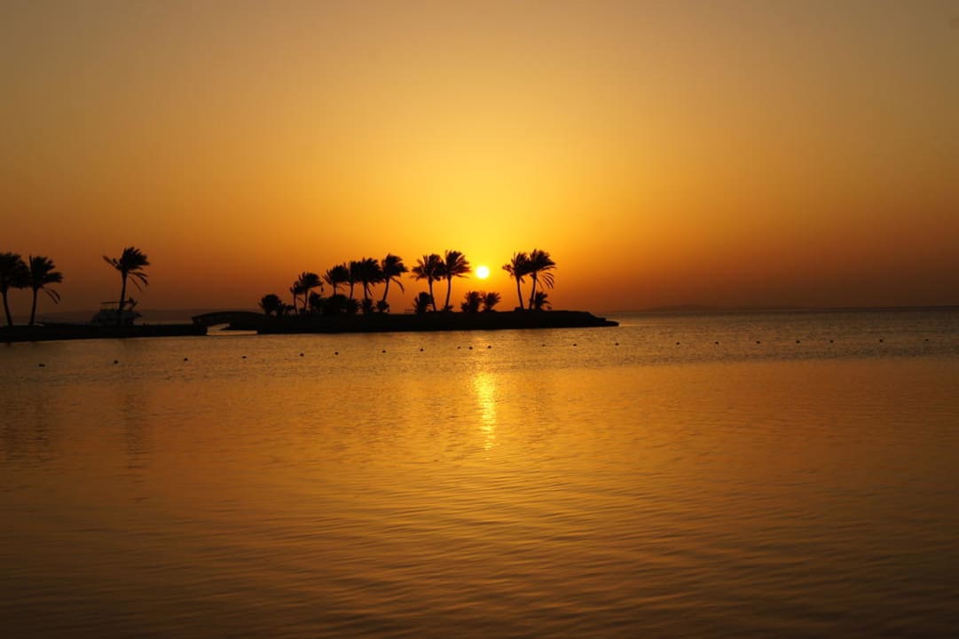 Восход Continental Hotel Hurghada