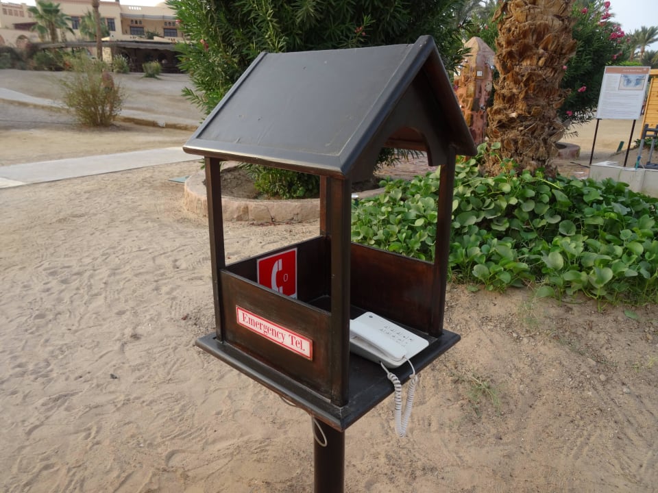 Notfalltelefon am Strand Steigenberger Coraya Beach - Adults only