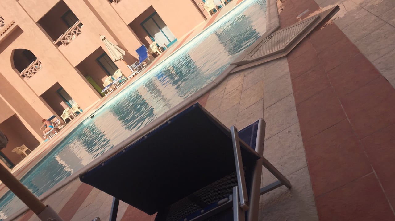 Whirlpool direkt an der Terrasse Pickalbatros Aqua Park Resort - Hurghada
