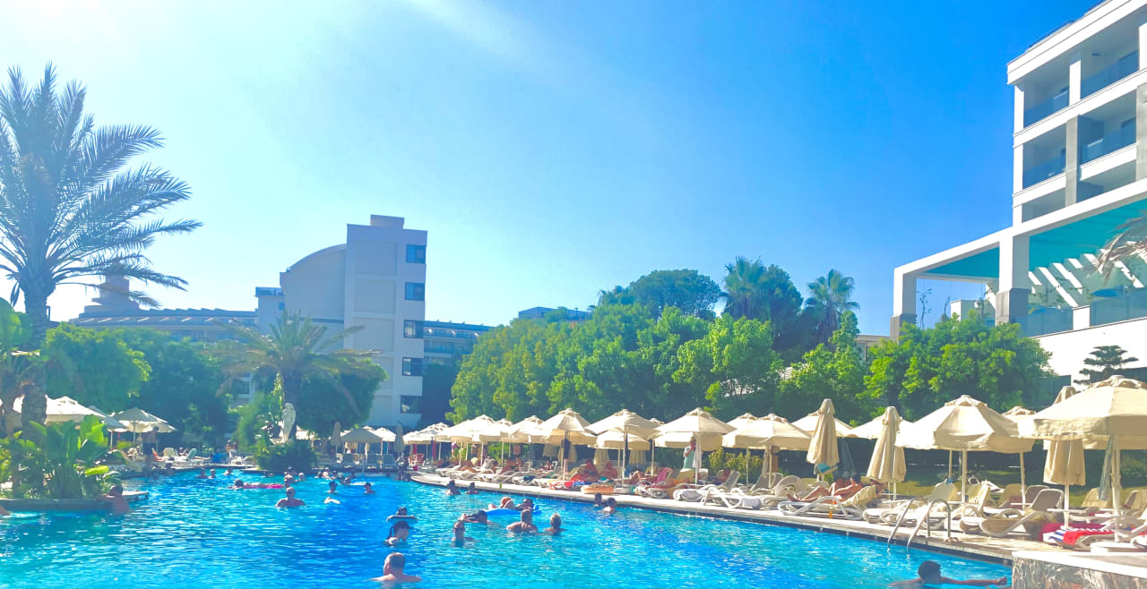 Pool Seaden Valentine Resort & Spa
