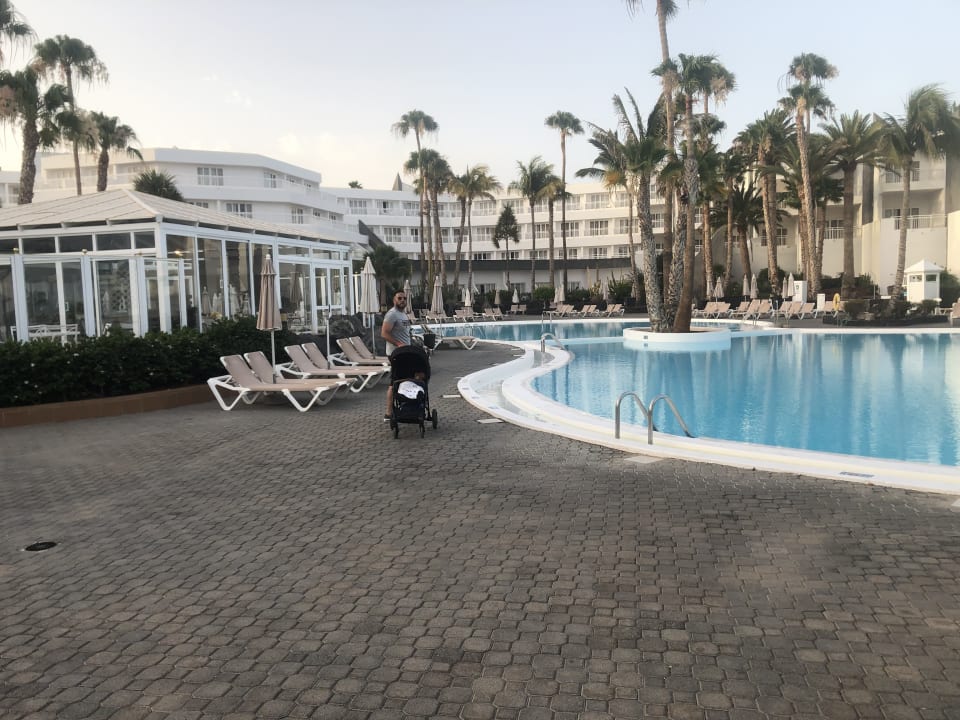 Pool Hotel Riu Paraiso Lanzarote