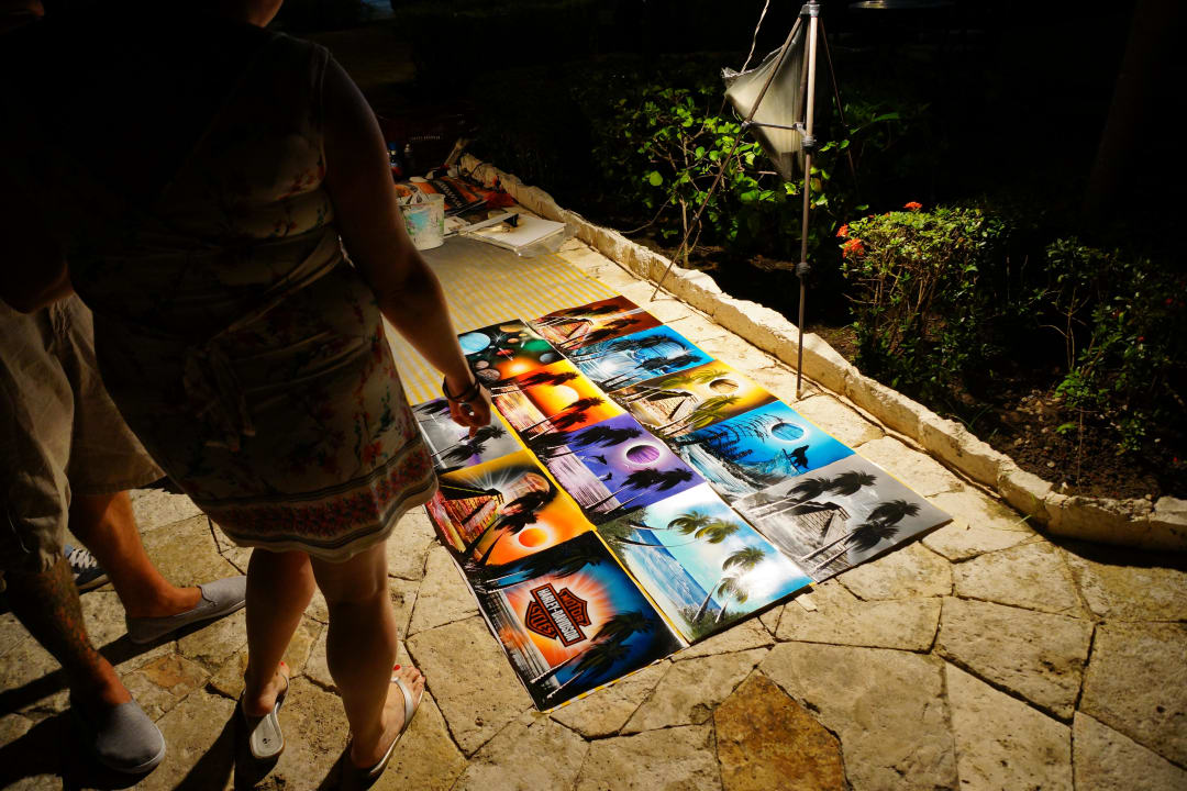 Kunsthandwerk zu kaufen -- wem's gefällt Grand Palladium Kantenah Resort & Spa