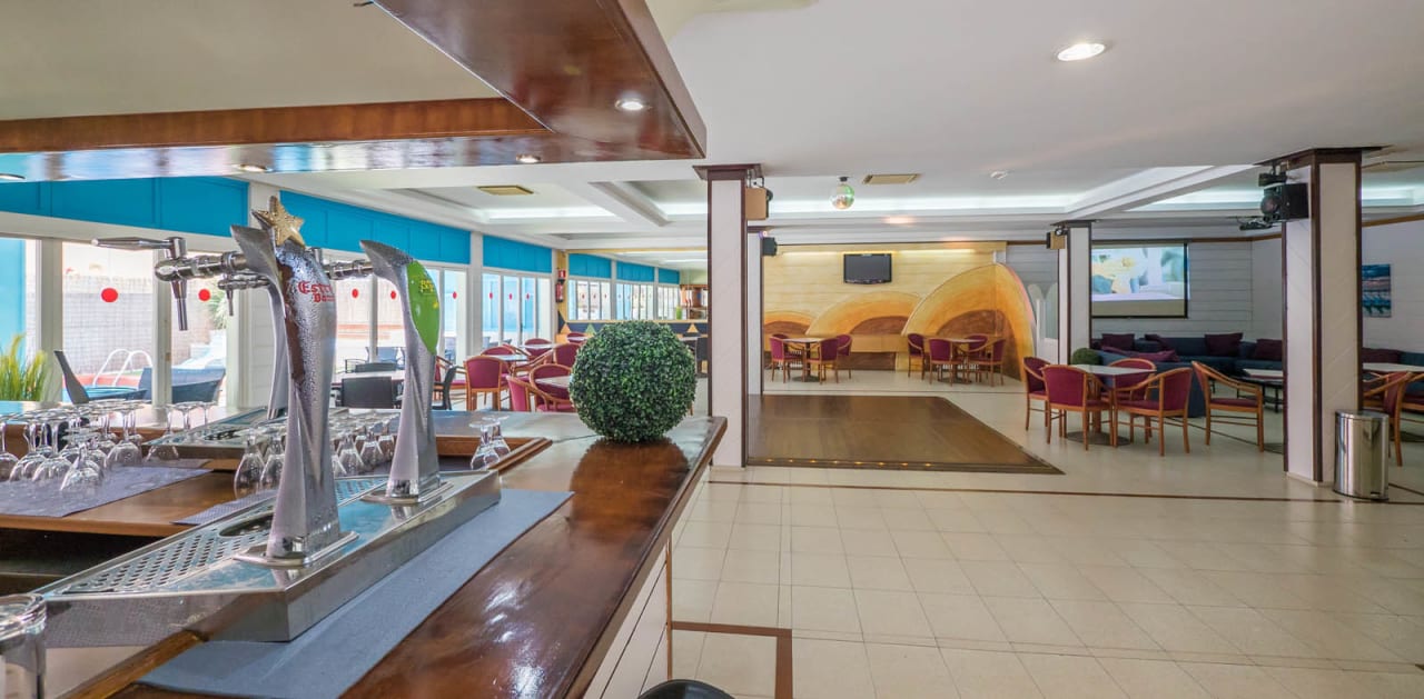 Gastro Hotel Golden Sand