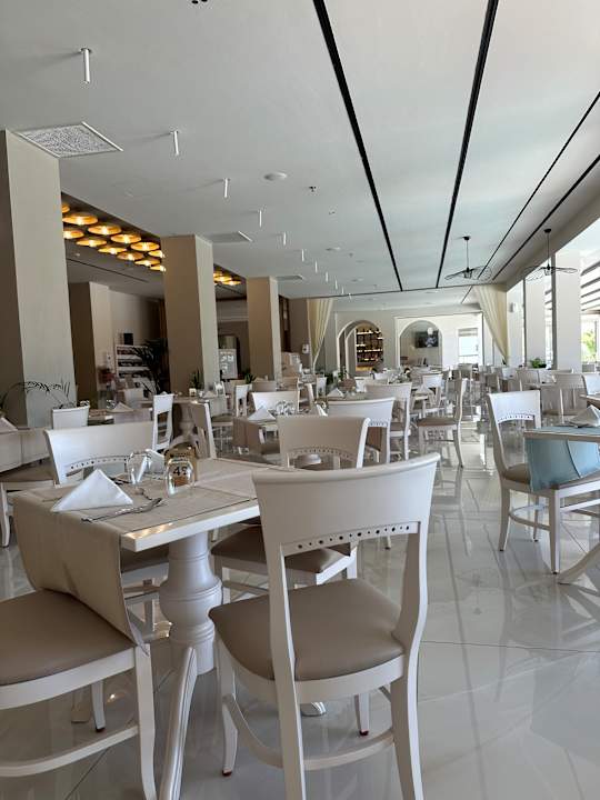 Gastro Vantaris Luxury Beach Resort