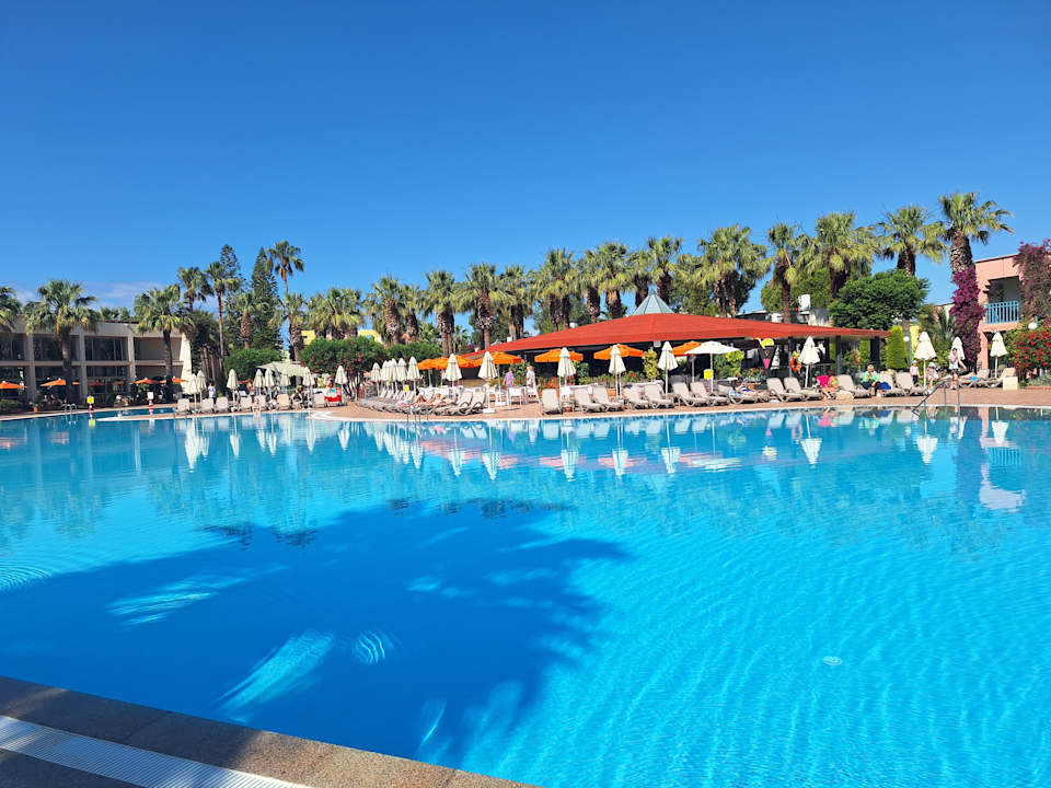 Pool VONRESORT Golden Beach