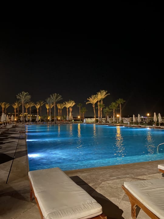 Pool Premier Le Reve Hotel & Spa
