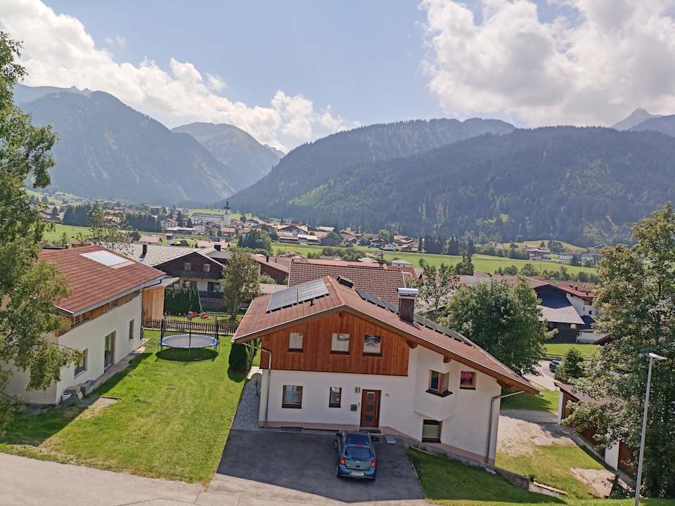 Ausblick Ferienwohnungen Haus Vroni