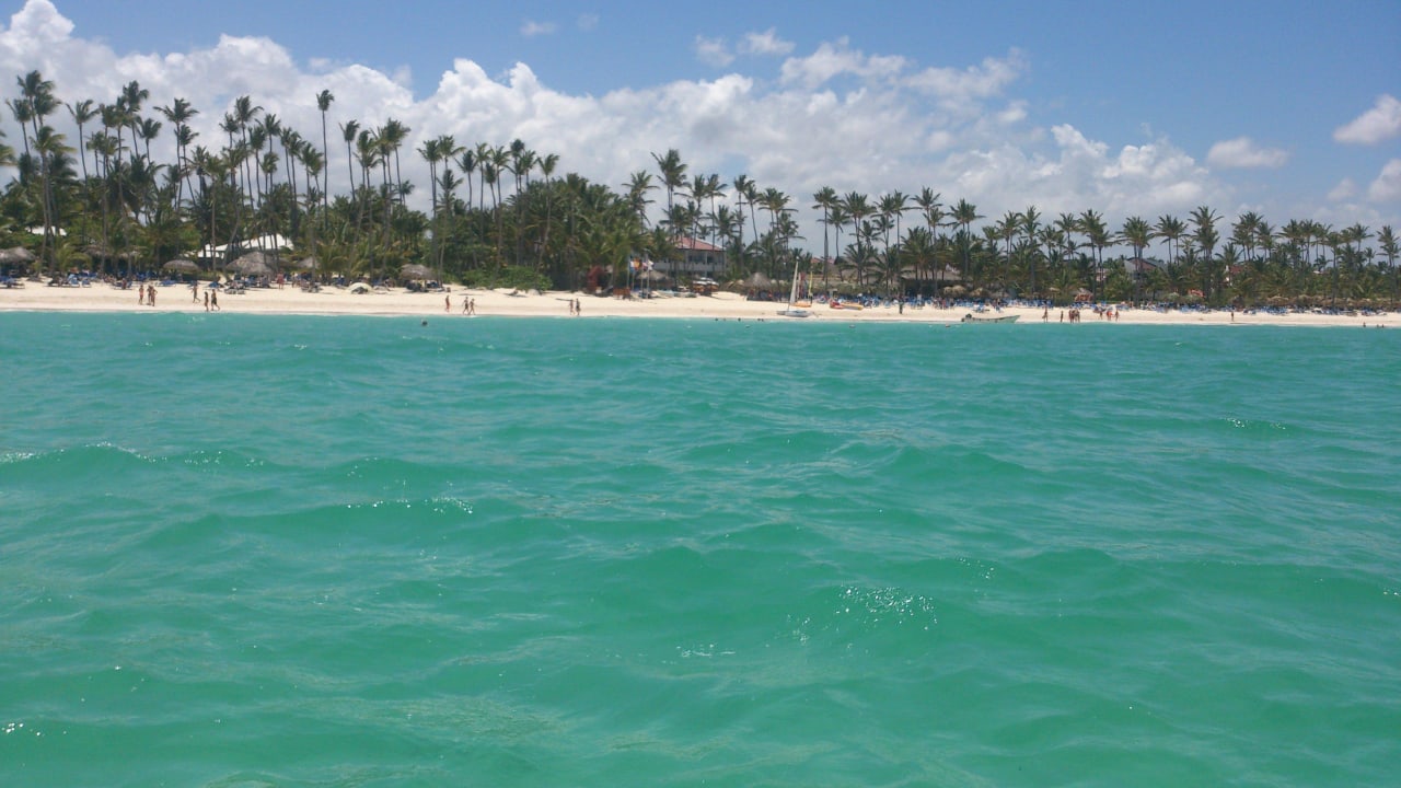 Strand vom Katamaran aus Grand Palladium Select Bávaro Resort & Spa