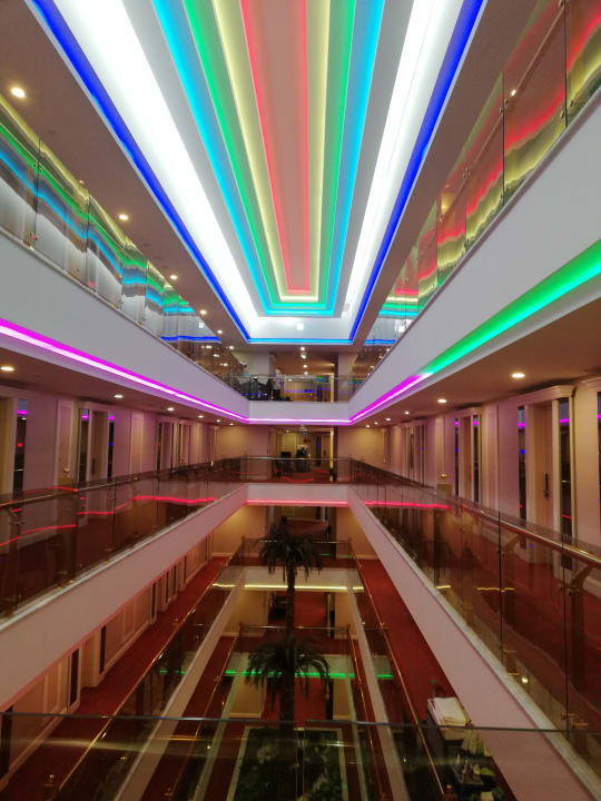 Sonstiges Azura Deluxe Resort & Spa Hotel