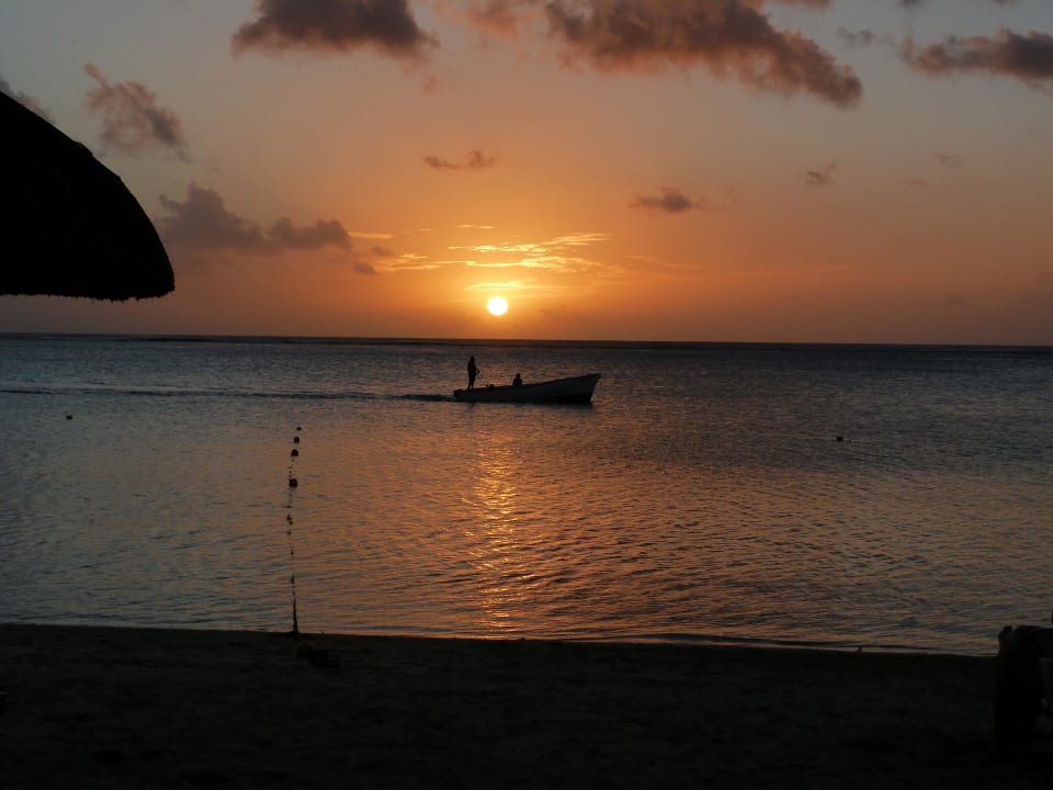 Sonnenuntergang im Le Paradis Paradis Beachcomber Golf Resort & Spa