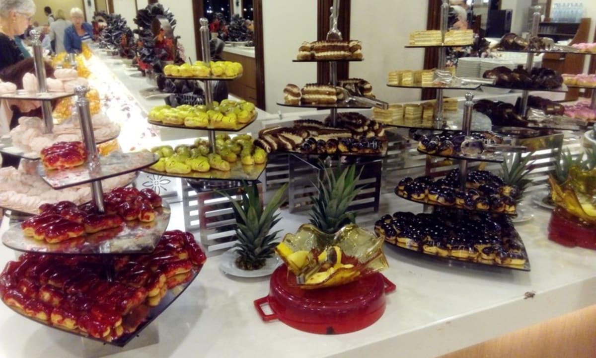 Nachspeisenbuffet Salamis Bay Conti Resort Hotel & Casino