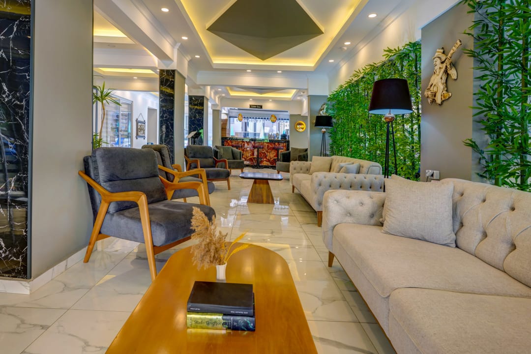 Gastro Miss Cleopatra Hotel