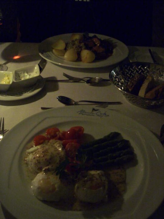 Candle-Light-Dinner im Bergström bzw. Marina Café Bergström Hotel Lüneburg