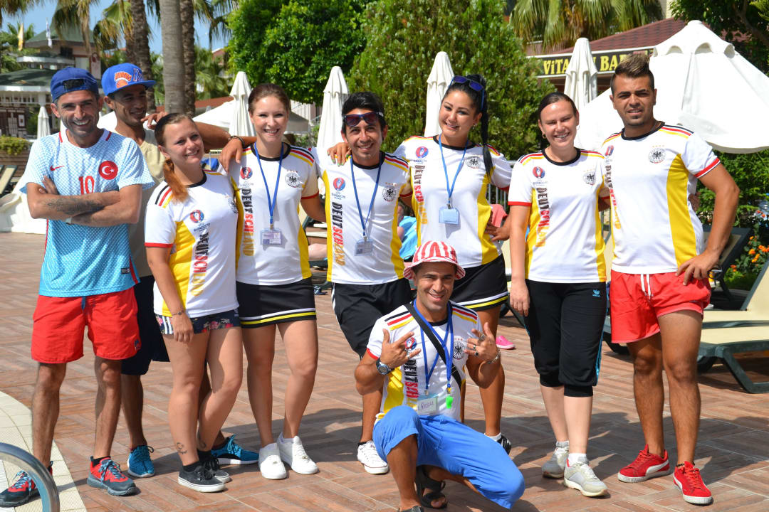 Das Animationsteam mit Chef! Hane Family Resort