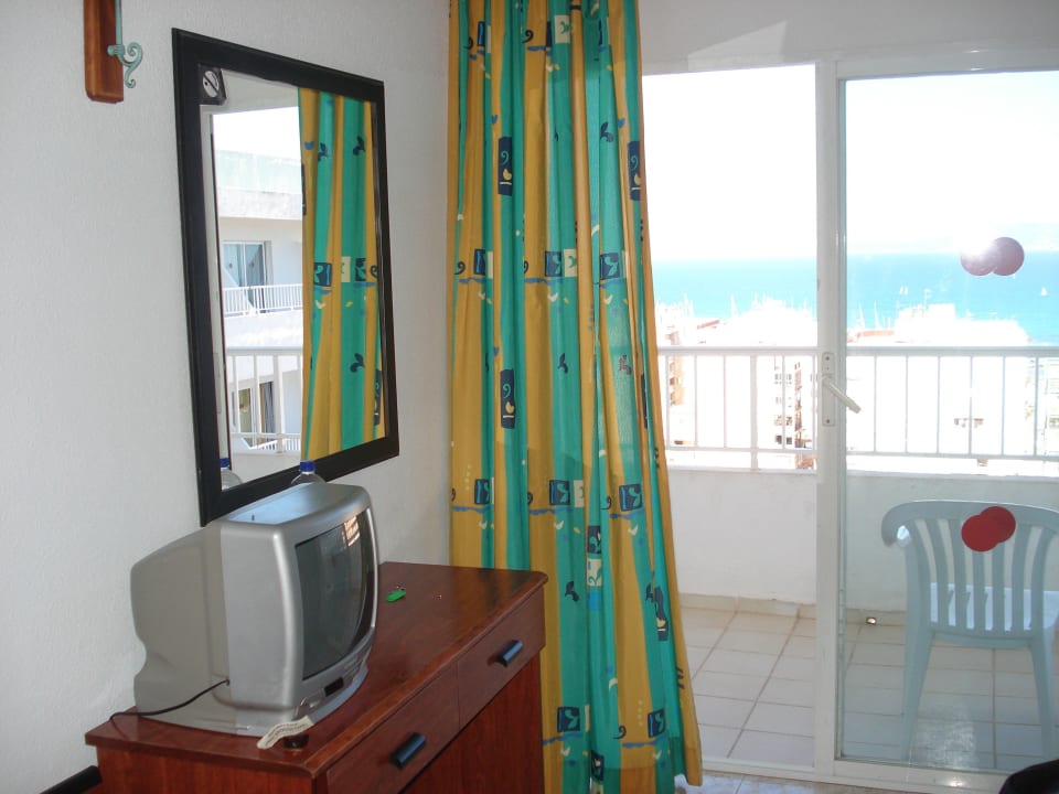 Zimmer 911 HSM Reina del Mar