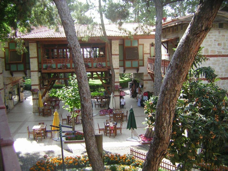 Blick auf einer der vielen Pläze Ulusoy Kemer Holiday Club