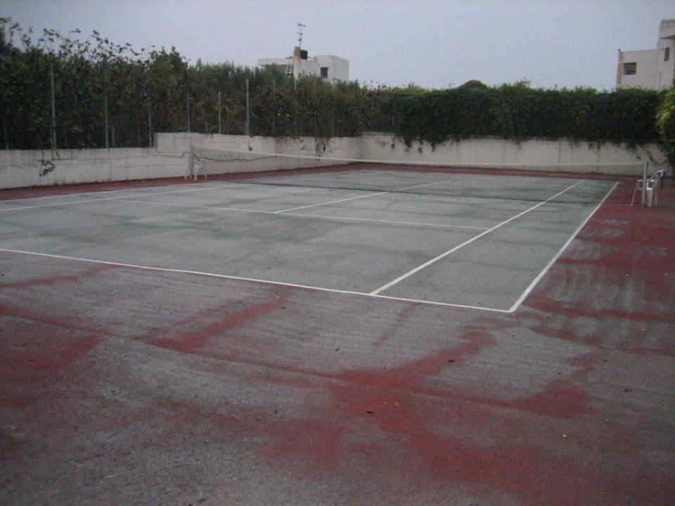 Tennisplatz Pomegranate Wellness Spa Hotel