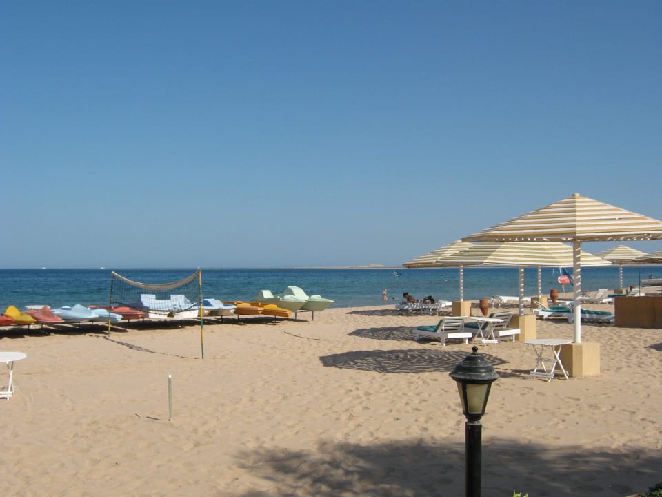 Strand Menaville Safaga