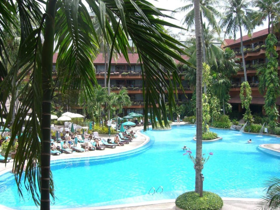 Poolblick Courtyard by Marriott Phuket, Patong Beach Resort